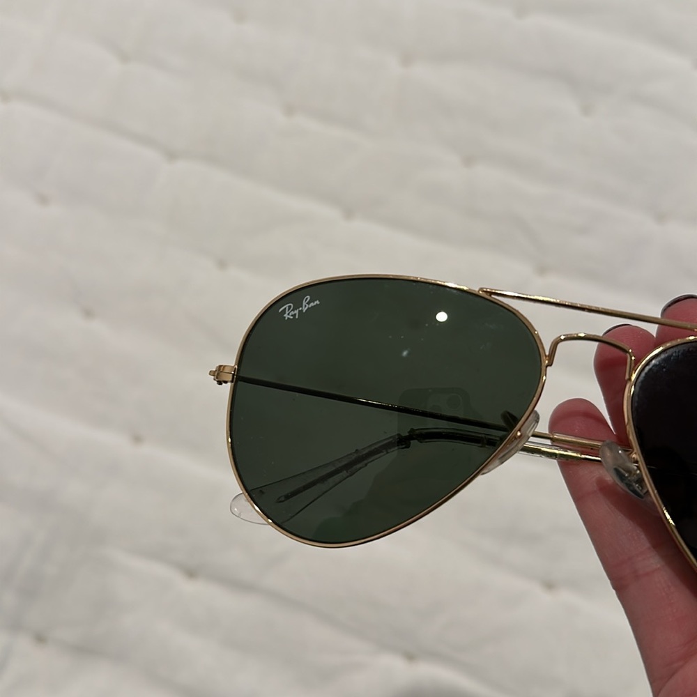 Aviator Raybans - Picture 3 of 4